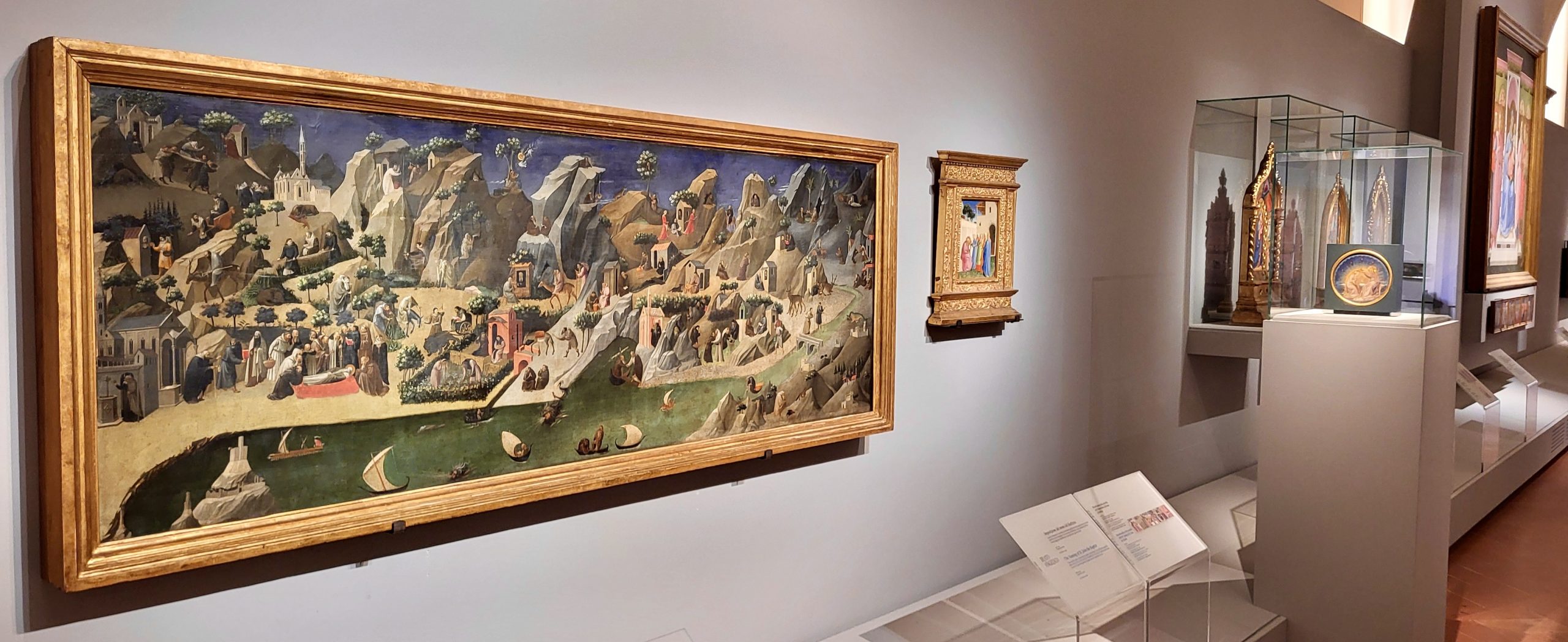 Scambio di opere del Beato Angelico tra il Museo di San Marco e gli Uffizi.          Esposta da oggi a San Marco la Tebaide nella Sala del Beato Angelico e agli Uffizi l’Incoronazione della Vergine riunita alla sua predella.