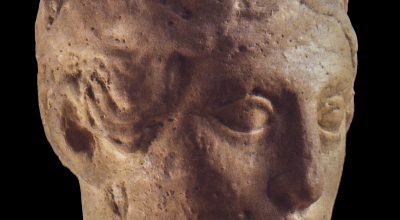 #8marzo. Visite tematiche “La donna etrusca, libera e intraprendente, contro le maldicenze degli autori greci” e “Dagli agrumi di Maria Maddalena de’ Medici alle tombe etrusche: storia del giardino del MAF”.