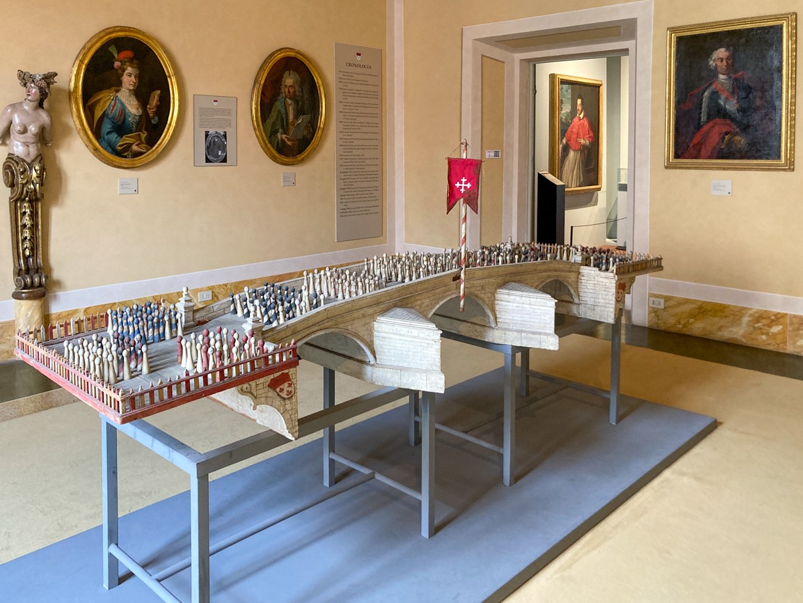Apertura straordinaria pomeridiana, visite tematiche e apertura al pubblico della Torre del Cantone.