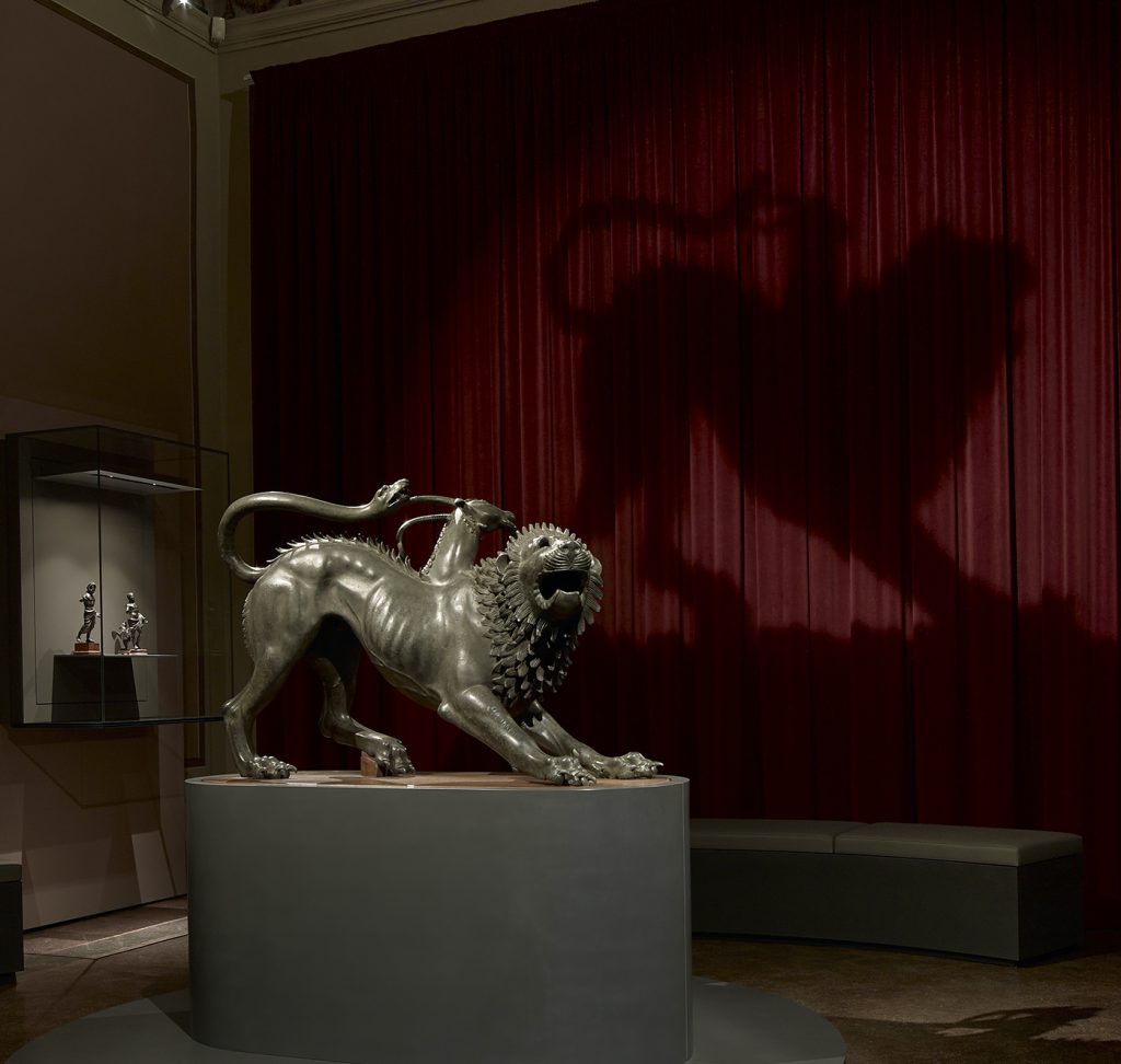https://museitoscana.cultura.gov.it/wp-content/uploads/2025/11/MAN.CHIMERA.002-1024x972.jpg