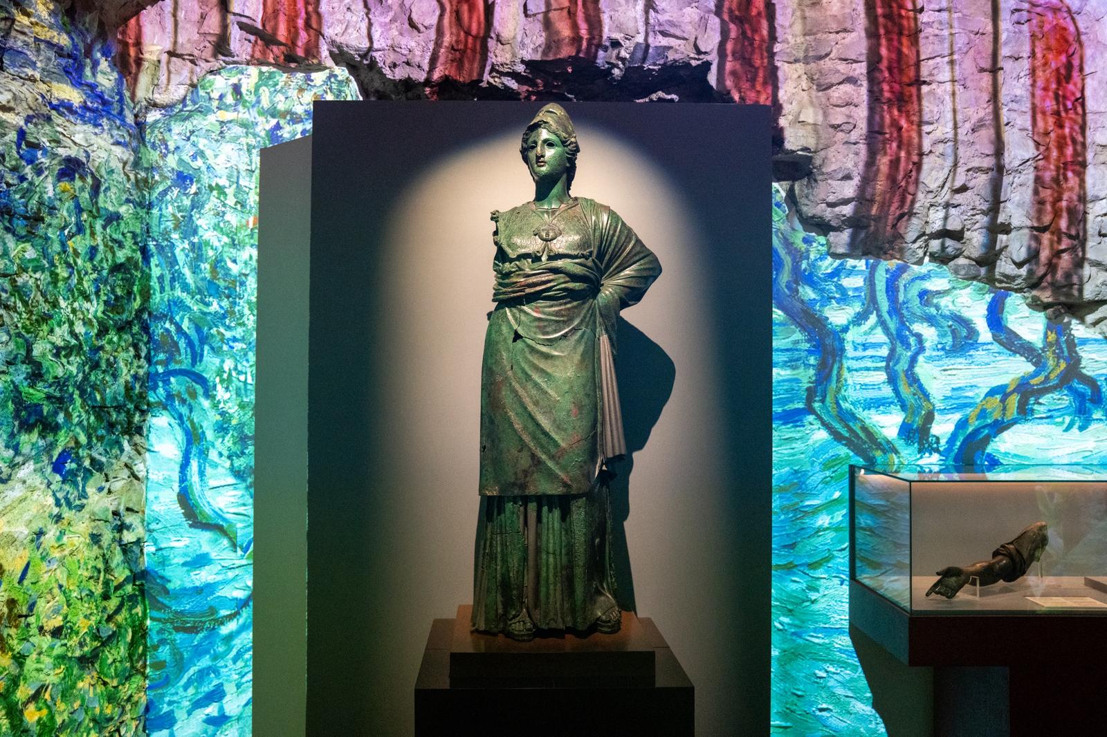 Tre call partecipative rivolte ad artisti, designer, orafi e creativi; agli Enti del Terzo settore e a tutti cittadini di Arezzo e provincia, in occasione della mostra “La Minerva di Arezzo. Una storia di comunità ritrovata”.