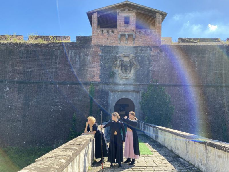 Apertura straordinaria pomeridiana e performance di teatro danza ispirata a “La Casa di Bernarda Alba” di Federico Garcìa Lorca